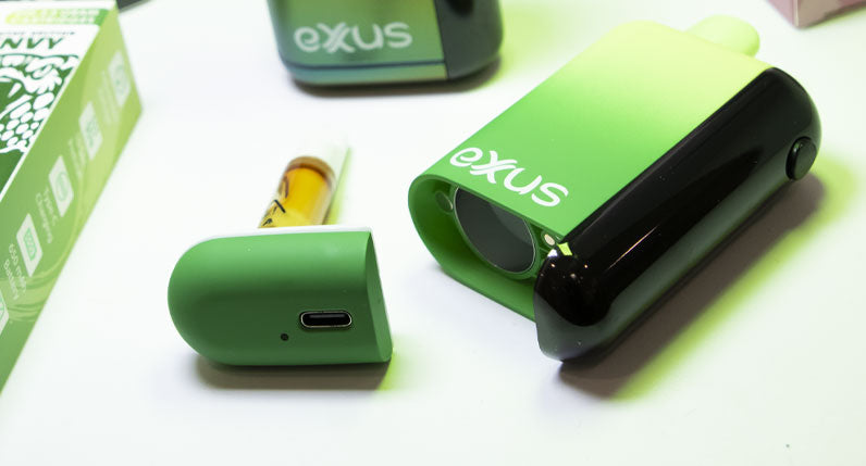 Exxus Snap DLX resting apart on white display surface